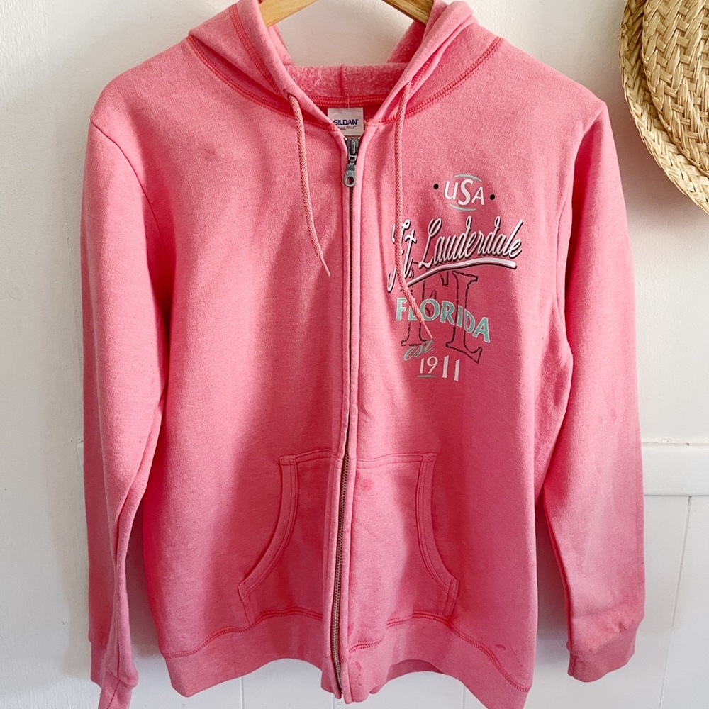 Hoodie
Size M